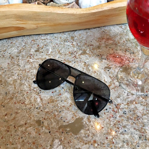WCFASHIONS Accessories - “Kenzy” Oversized Celebrity Aviators